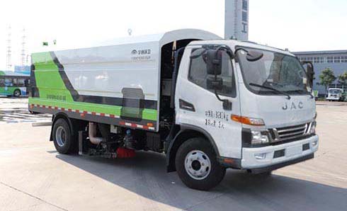 江淮吸尘车（国六）