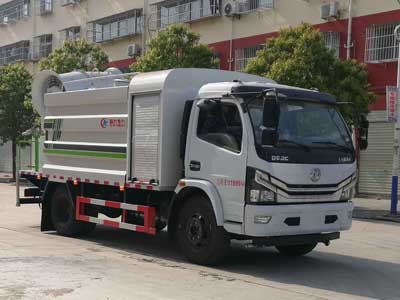 东风多利卡抑尘车（50米雾炮车）